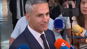 Андрей Гюров: Българската територия не се защитава със заровена в пясъка глава