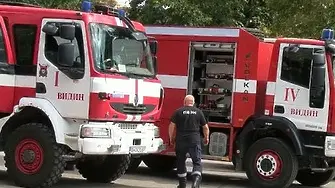 Четири пожарни екипа спасиха козеферма със 170 животни от огнен ад в село Бързия