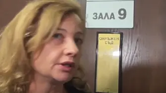 14-годишният, обвинен в убийството на майка си, остава в ареста. Прокурорът: Говорете с децата си