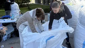 Офисът на НАП в Плевен се включи в кампания „Капачки за бъдеще“ 