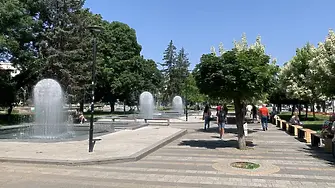 Във вторник времето през целия ден ще се задържи предимно слънчево