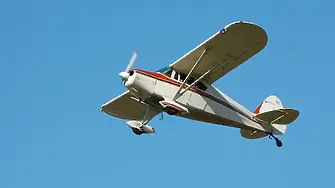 22-годишен пилот на малък самолет Cessna 150 загина, след като летателният апарат е паднал в двора на къща в плевенското село Бохот