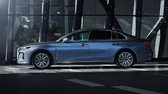 HONGQI ще представи нов модел на Asia Motor Show