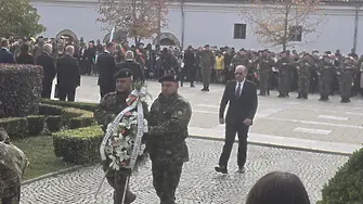 Областният управител Михаил Кашеров и заместникът му Димитър Величков уважиха празника на Сливен