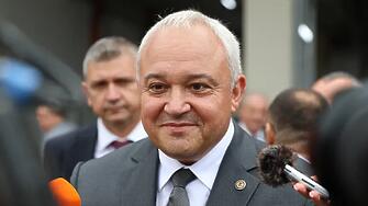 Връчват дипломите на курсантите от випуск 2026 на Академията на МВР