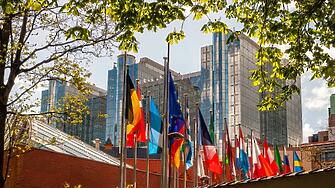 Започват двудневни официални посещения в София на двама еврокомисари