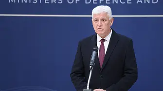Димитър Стоянов потвърди: Контейнеровоз е ударен от три морски дрона в прилежащото ни море
