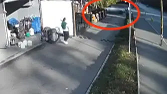 Два еднакви джипа са забелязани около дома на убития Слави Бинев