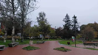 В петък ще преобладава облачно време с превалявания от дъжд