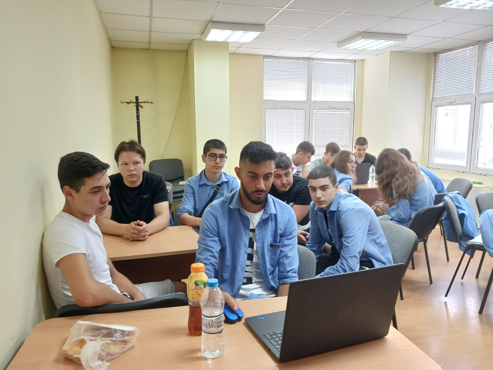 Изкуственият интелект в помощ на образованието